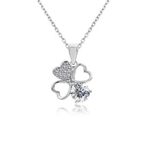 Emporial stříbrný pozlacený náhrdelník Čtyřlístek s drahokamem moissanitem MP061